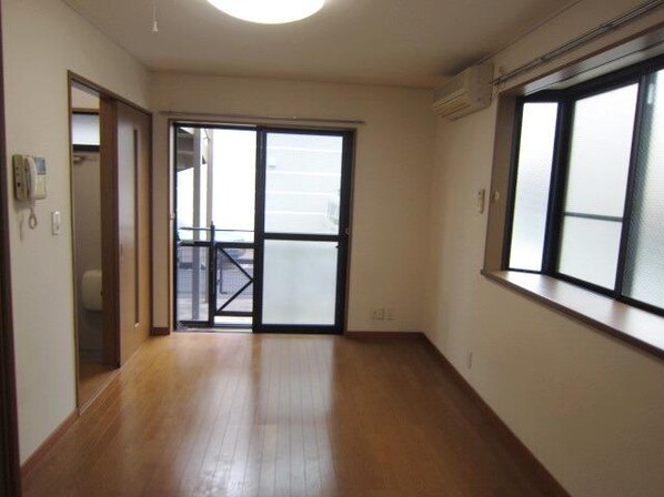 コウズィプレイスの物件内観写真